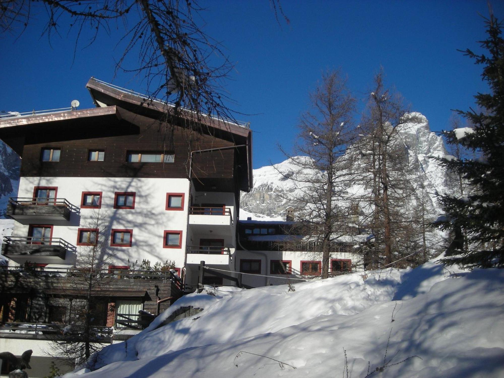 Contemporary Apartment In Breuil Cervinia Near Ski Area Extérieur photo