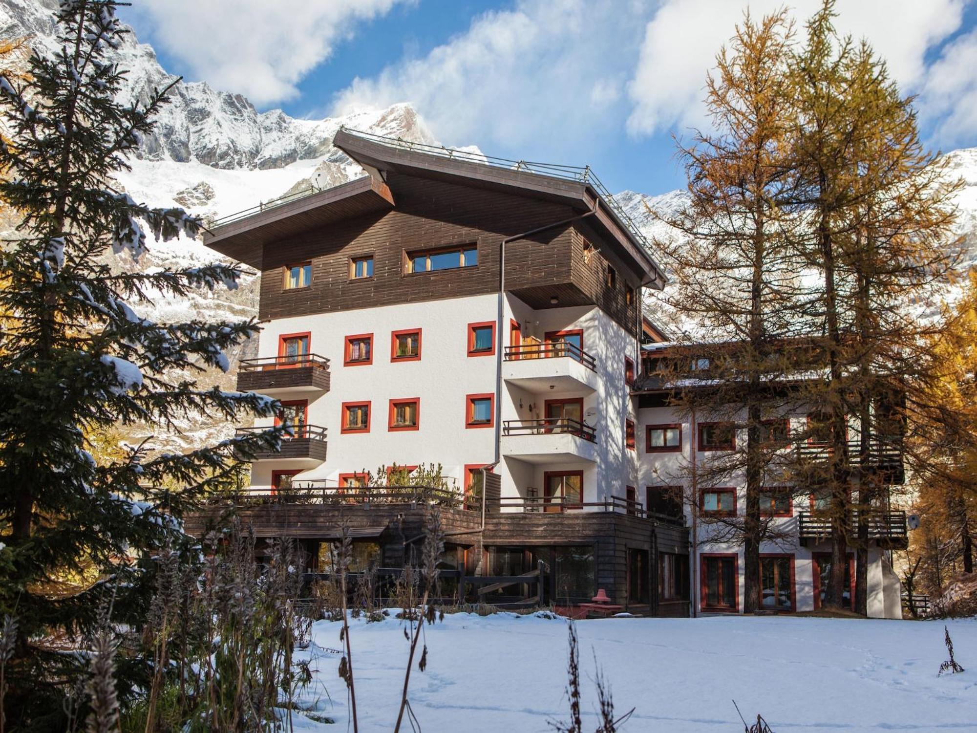Contemporary Apartment In Breuil Cervinia Near Ski Area Extérieur photo