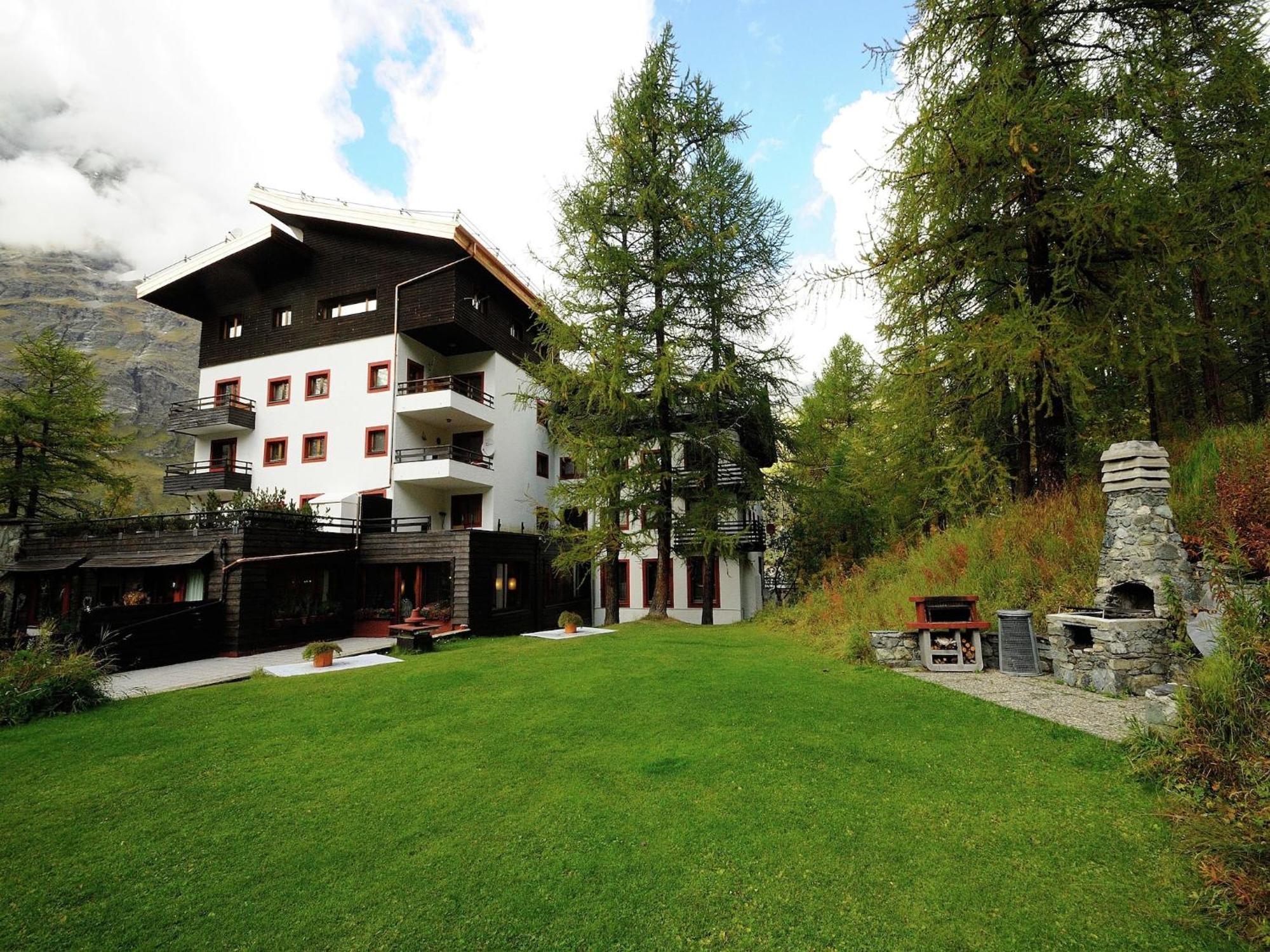 Contemporary Apartment In Breuil Cervinia Near Ski Area Extérieur photo